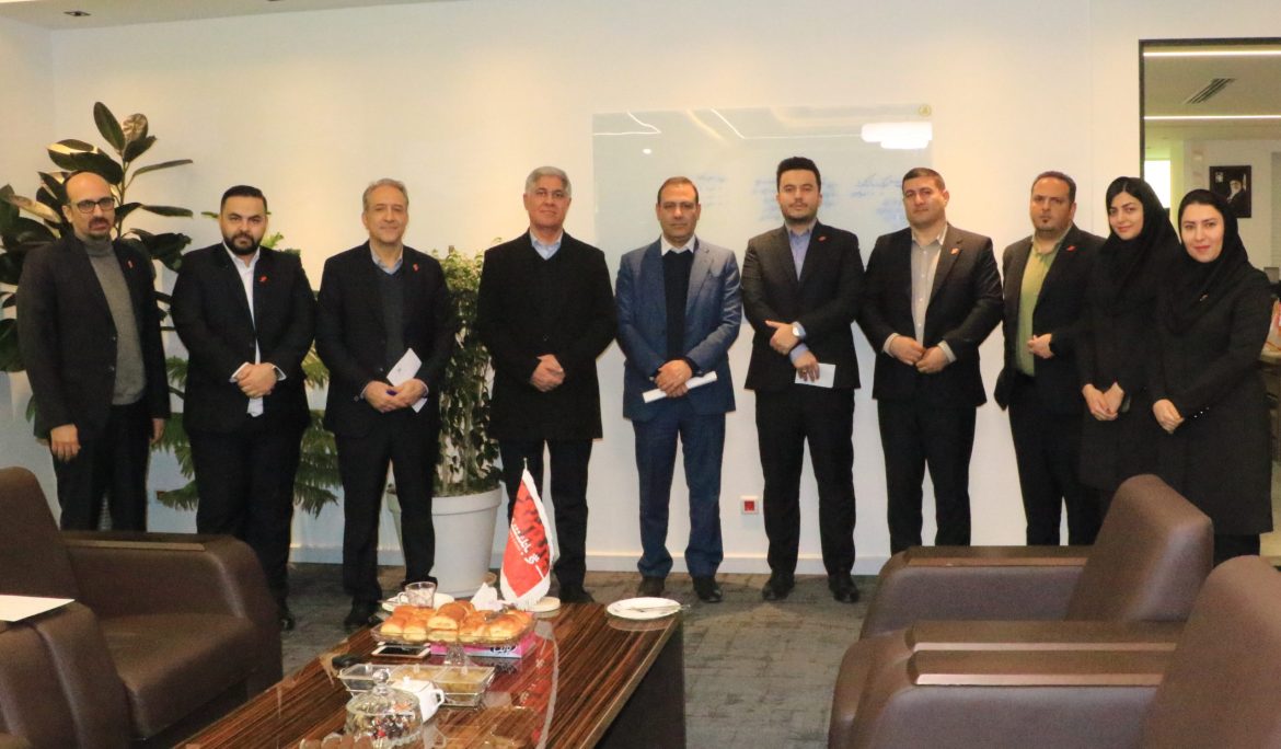 جلسه معاونت حقوقی و امور قراردادها با مدیرعامل محترم شرکت