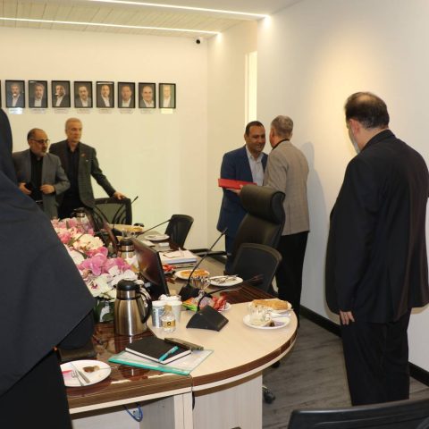 گزارش مراسم تودیع دکتر صالحی گلباغی، معاون حقوقی شرکت عمران و توسعه شهر آتیه