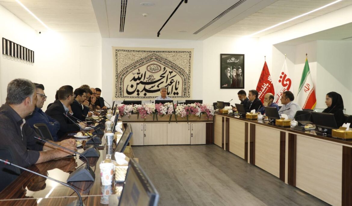 برگزاری جلسه تخصصی کنترل عملکرد معاونت فنی و مهندسی با حضور مدیرعامل شرکت