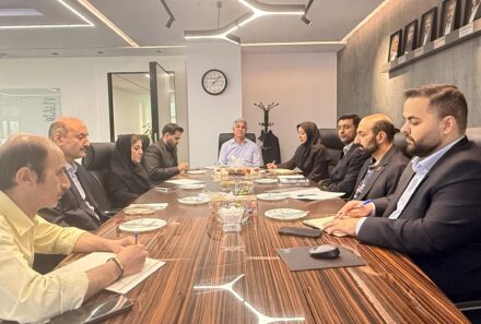 جلسه مدیریت املاک و سرمایه گذاری با مدیرعامل شرکت
